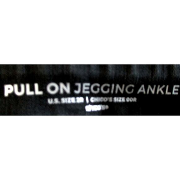 Chico's Women's Black Pull On Jegging Stretch Mid Rise Ankle Pants Size 2 - Picture 3 of 4